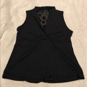 Lululemon mandarin collar black tank